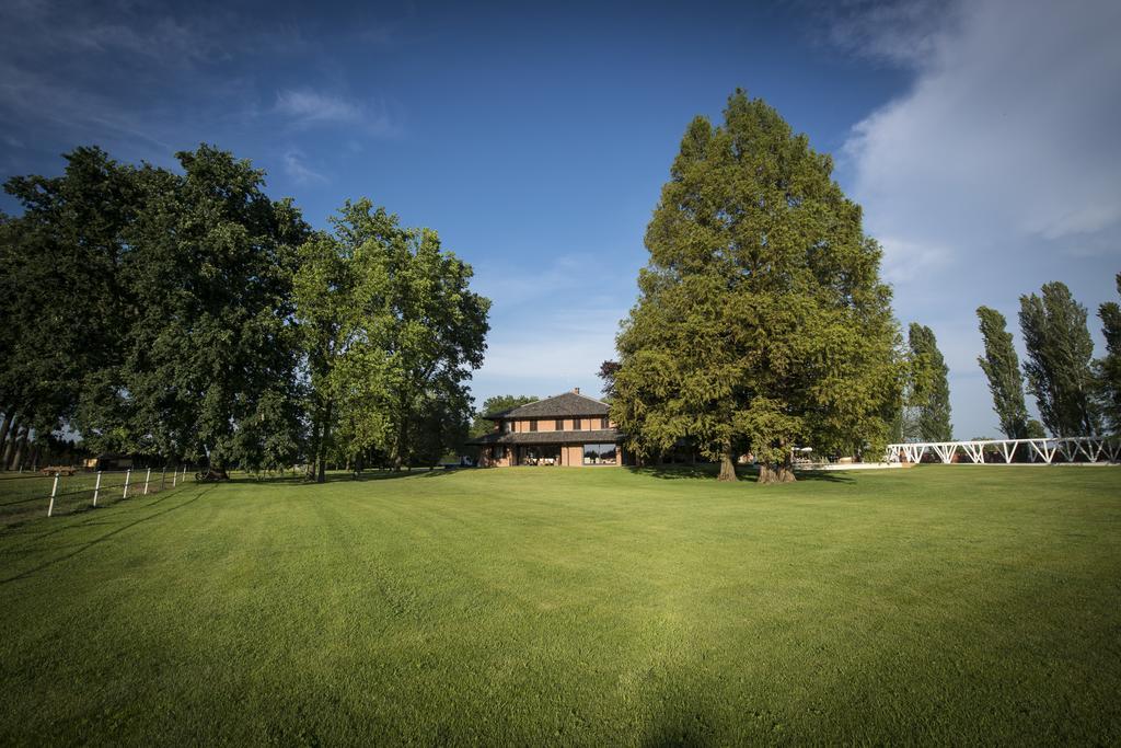 Agriturismo Tenuta "Il Cigno" Villanterio 외부 사진